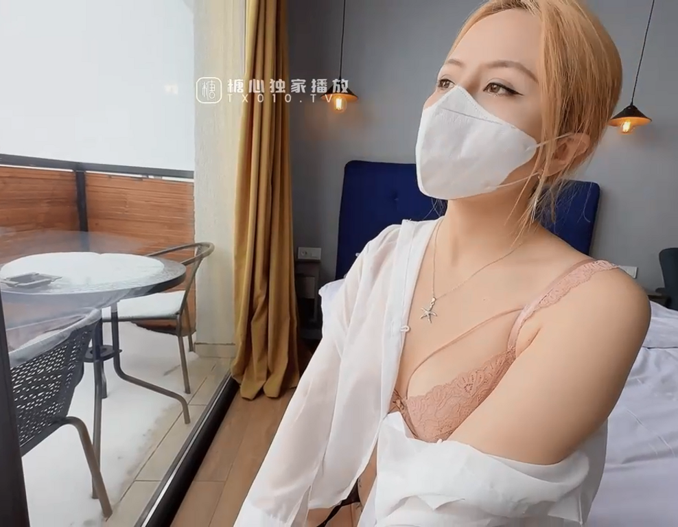 推特极品人气女神-美杜莎-黑丝淫荡莎莎醉酒勾引上司（1V,461M）