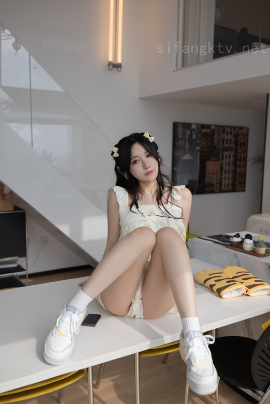 鱼子酱Fish - 小雏菊 【148P1.71G】