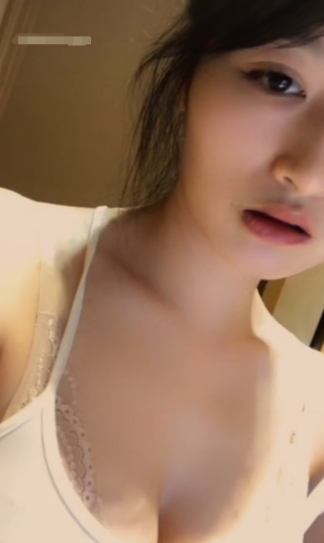 高颜值新人36D美乳妹子自摸秀 大白美乳非常诱人自摸逼逼毛毛较多202M