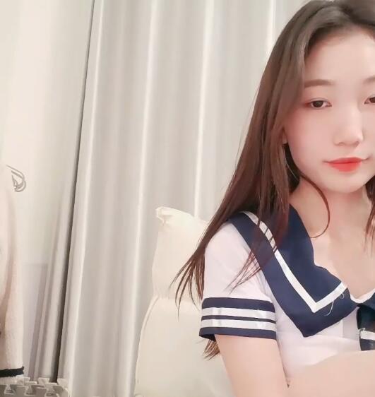 极品白虎身材学生装—晴子-1v1.16G