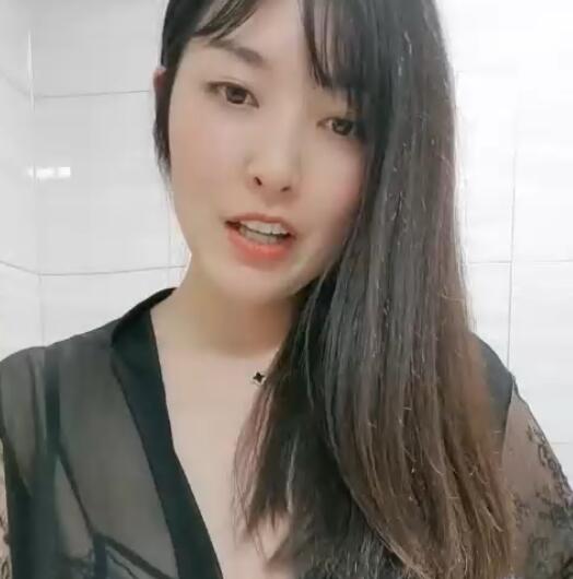 黑袍 气质美御姐浴室诱惑-1V-469m