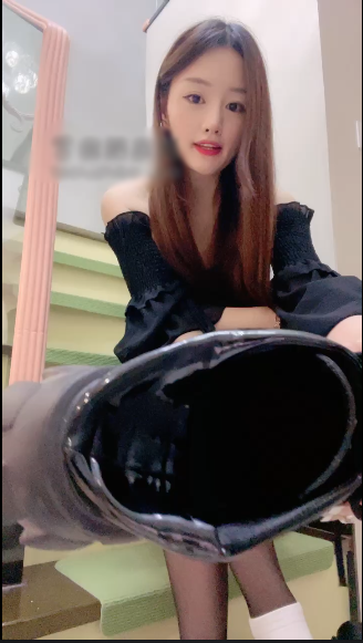 套路直播仙女殿下-第一视角-绿帽废物4次【1V】【495MB百度云】