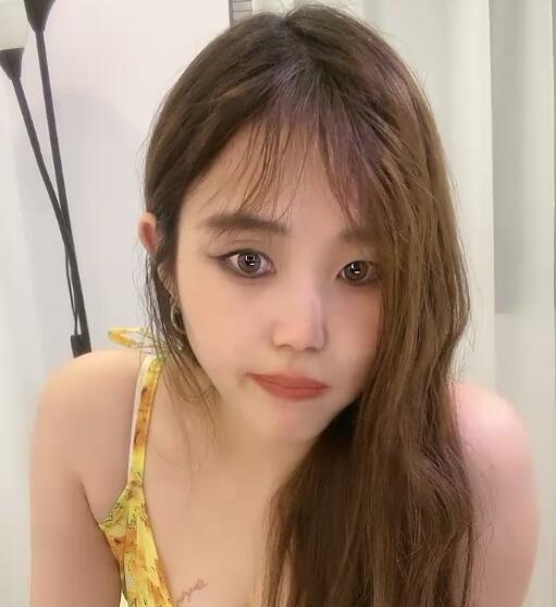 主播迷人反派  大波浪颜值性感美女-1V600M