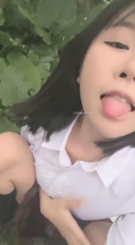 京鱼儿_梦中情人~直播户外露出-1V248M
