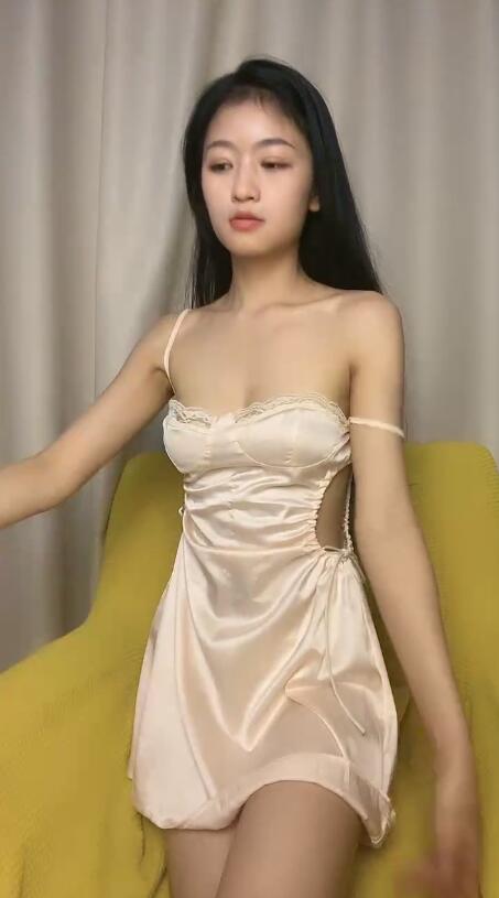 【柠美】06年小美女，这个妹子挺嫩，-1v638m