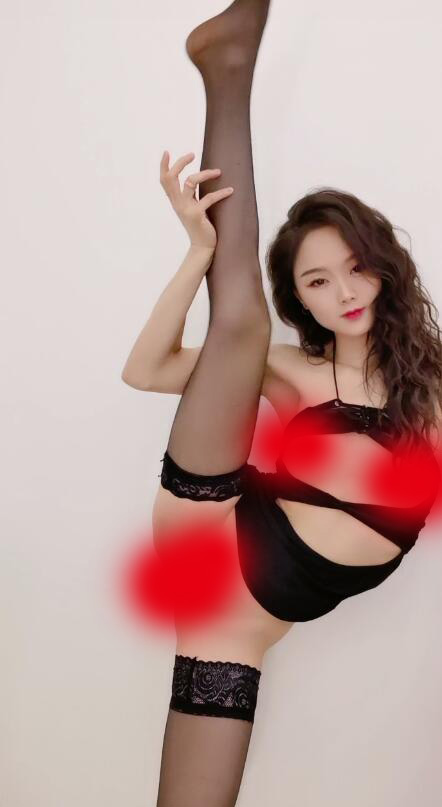 小猪呼呼 热舞女王！绝活一字马尺度炸裂-1v705m