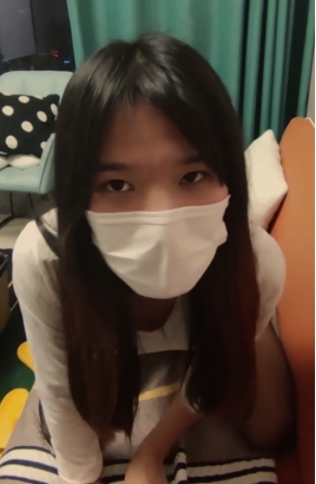路神· 叫了一个M上门❤️：年轻小妹妹，经验丰富，淫语服务，骚话满满，太会玩了，服务热情，黑丝足交，撅起屁股让主人射！620M