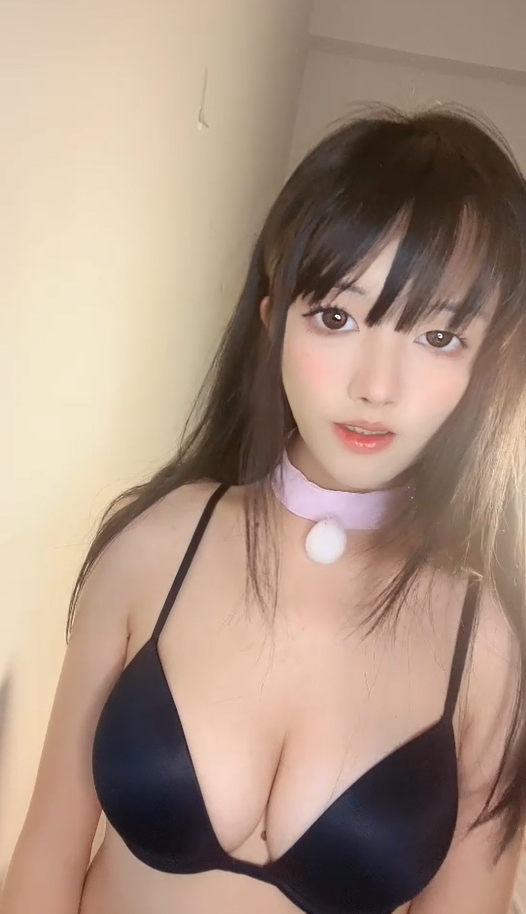 【05学妹】南京校花女神! 突破尺度脸逼同框 抠穴自慰流白浆!【3V3.63G】