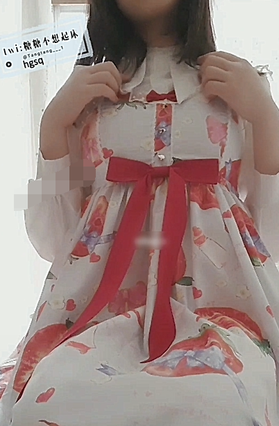 ☀️清纯可爱嫩妹☀️性感清纯学妹〖糖糖不想起床〗性感私拍 校花母狗极度反差 妹妹身上全身青春的气息