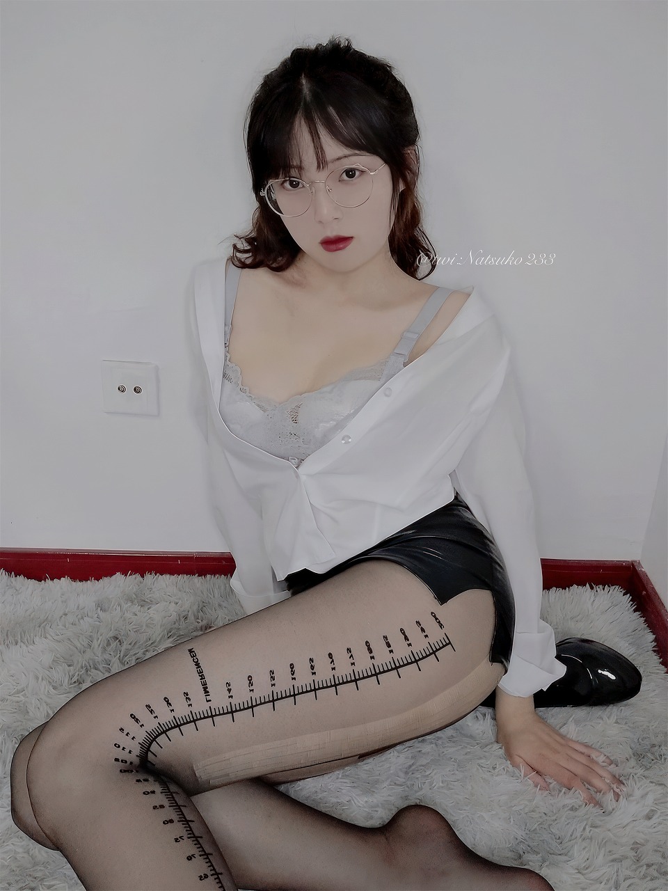 Natsuko夏夏子 - 刻度尺OL [42P-104MB]