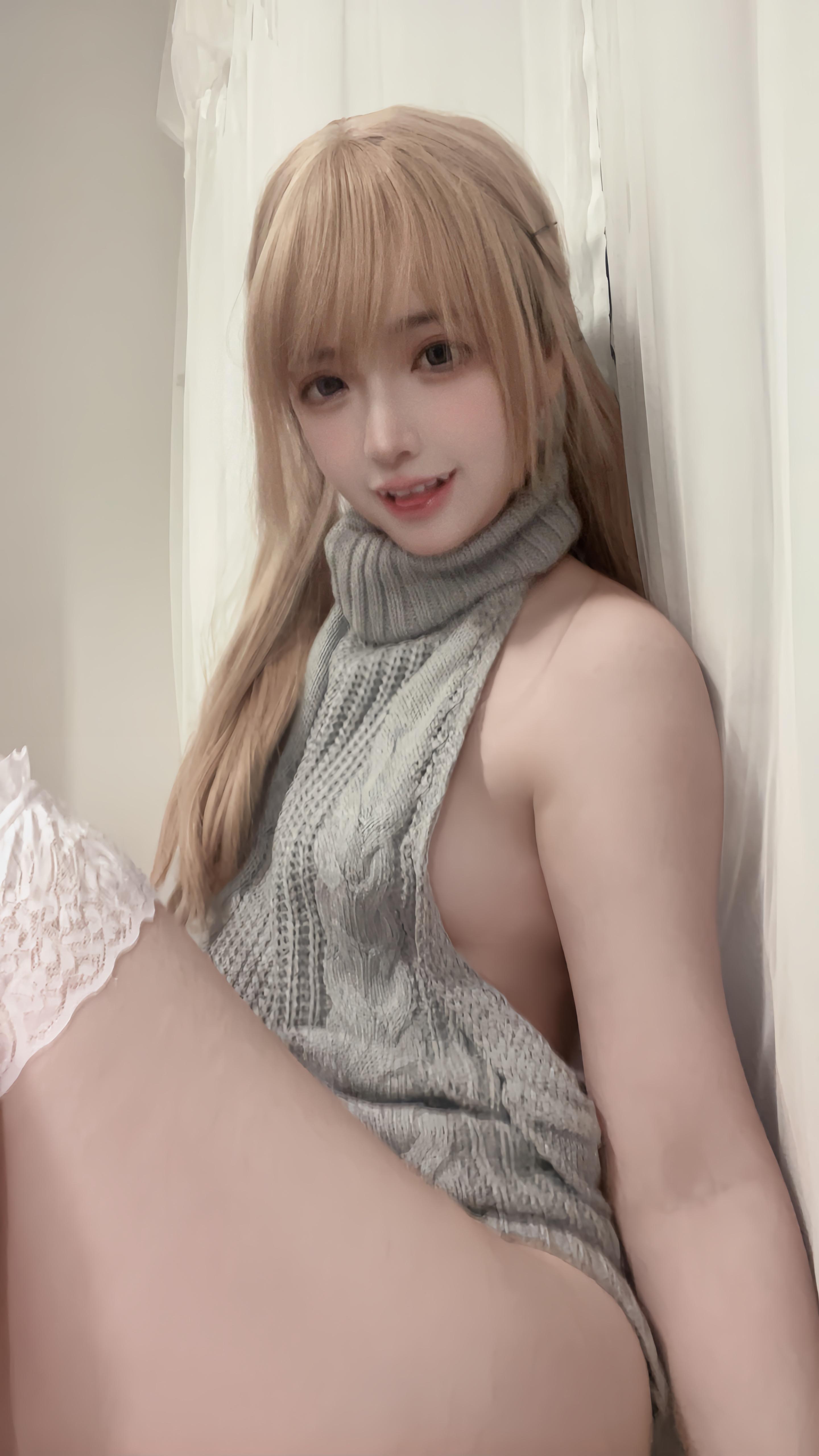 疯猫ss-Fantia-2023年12月会员订阅合集(5套)【50P】【165MB百度云】