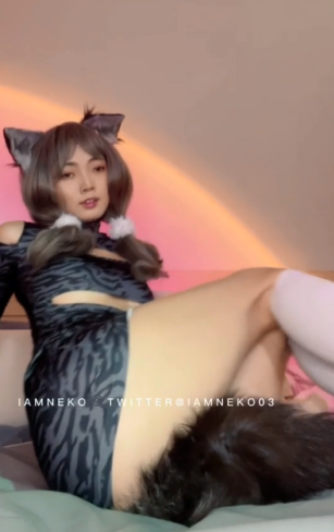 极品樱花妹-neko03-白丝抹油+黑狐(2V,117M)