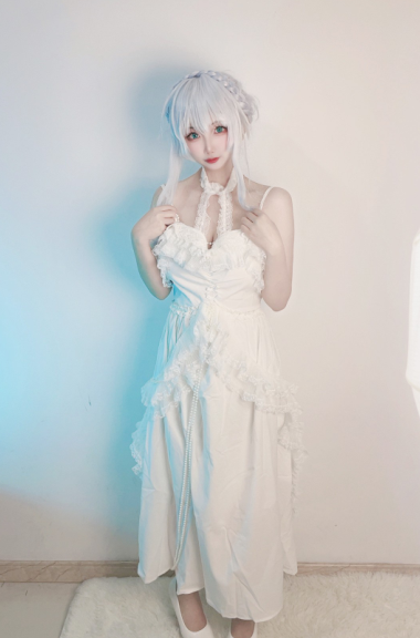 推特新晋极品女菩萨-筱田甜-雪女未亡人(145P,18V,2G)