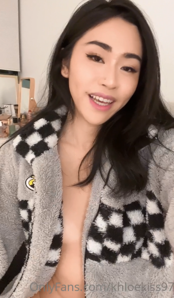 另类697弹-亚裔ts khloekiss97-of合集(11V,650M)
