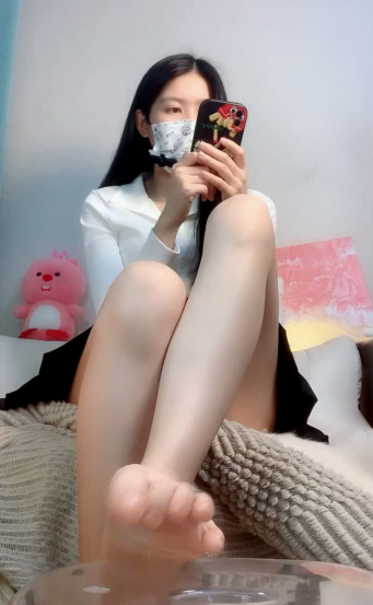足控-易直播 百变小香(1V,105M)