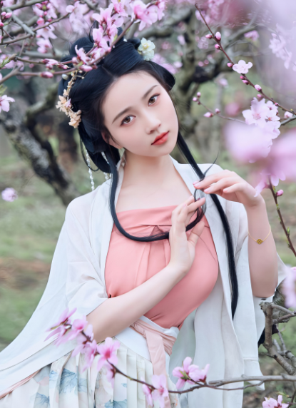 漏点女菩萨- 年年-三月榕（51P,171M）