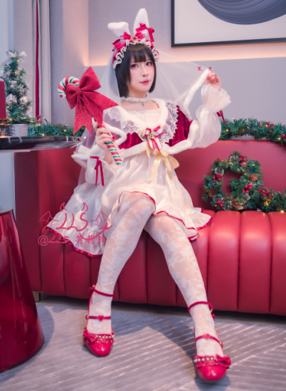 cos-LLS_莉莉丝-圣诞兔头 (120P,3V,1.23G)