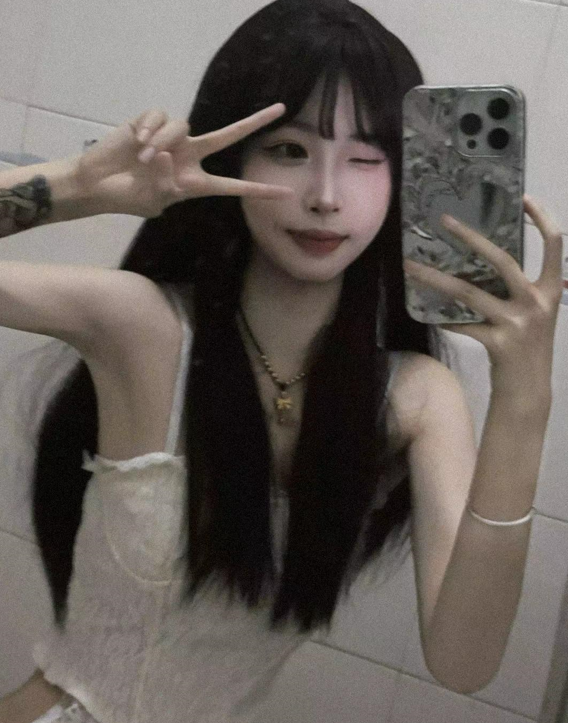 海角乱伦大神【奶子即正义】 丝诱惑的女儿送给大家,希望大家喜欢