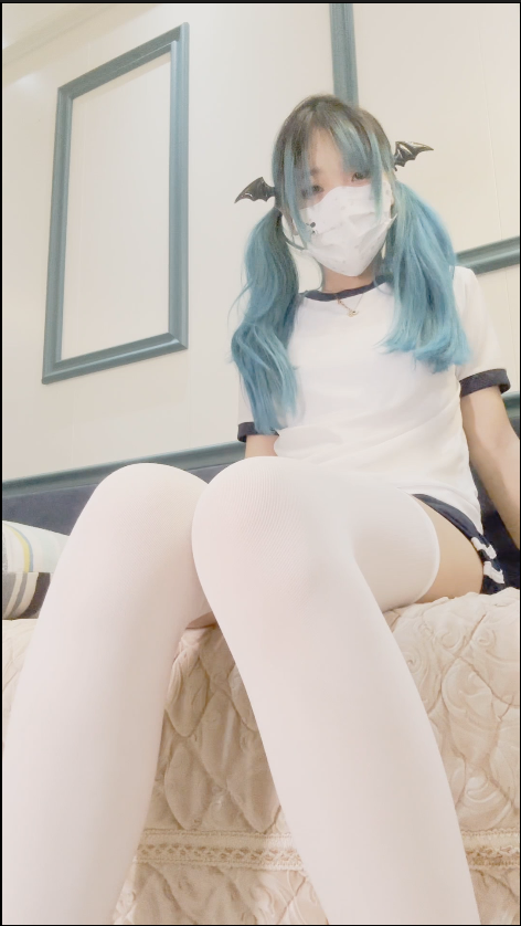 套路直播芃芃大人-双马尾萝莉帆布鞋过膝寸止【1V】【685MB百度云】