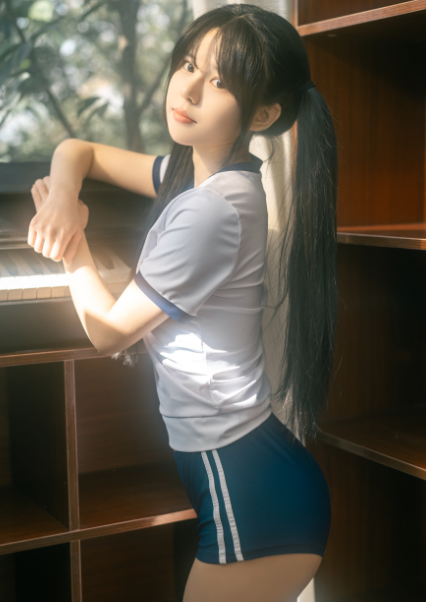 蠢沫沫平替女菩萨-rua阮阮-春の更衣室 体操服(47P,469M)