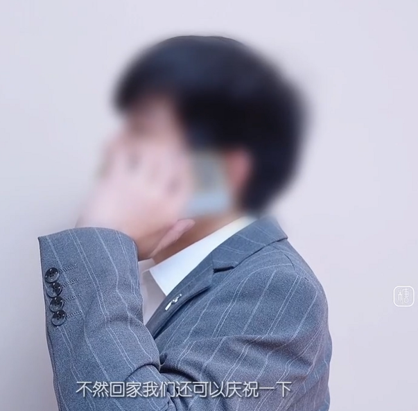 人气女神-师师-新-办公室恋情被发现后的威胁(1V,376M)