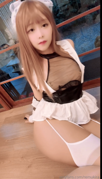 可爱cos妹子-remukira-of 新视图(48P,15V,1,.01G)