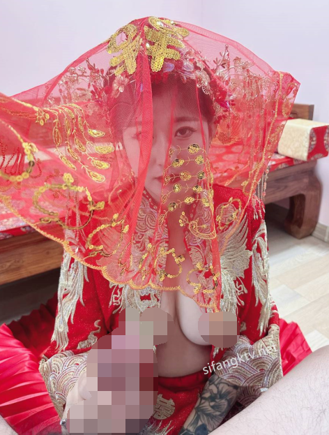 推特极品健身母狗-健身婊-各种啪啪调教视图(365P,18V,534M)
