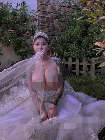 推特极品健身母狗-健身婊-各种啪啪调教视图(365P,18V,534M)