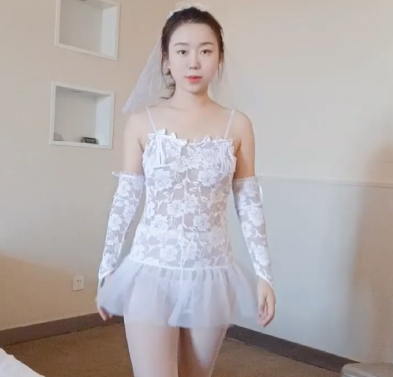 婚前的分手炮 情趣婚纱-1V604M