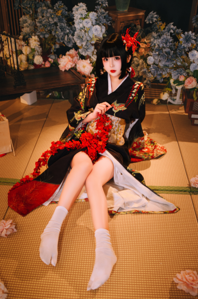 擦边女菩萨-日奈娇-花魁狐妖 (144P,2V,1.84G)