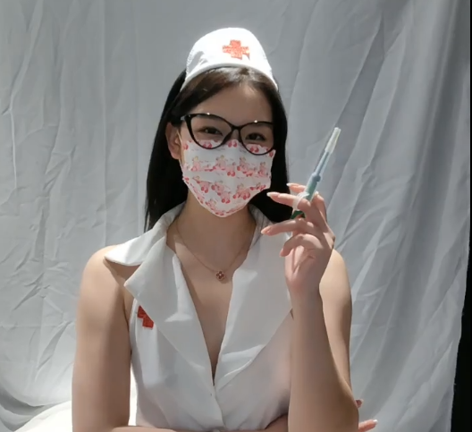 我在上戏学表演  护士装-1V578M