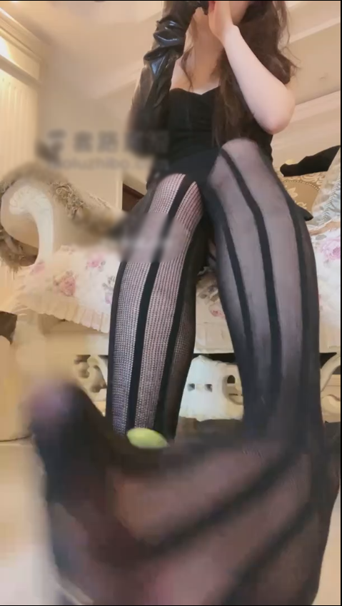 套路直播梦二 - 混乱倒计时 无限红绿灯 疯狂榨干【1V】【869MB百度云】