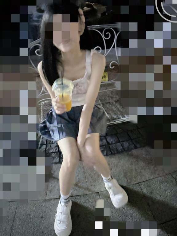 海角大神【意淫自己妹妹】5月最新兄妹乱伦剧情3！被破处的妹妹洗澡，被哥哥强行进入 浴室里开干，非常配合！白瘦幼的妹妹 超级白嫩 还是个白虎