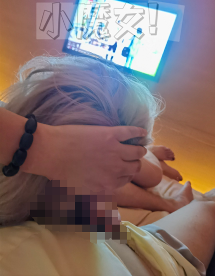 推特大奶人妻女神-小魔女-各种啪啪视图(216P,42V,253M)