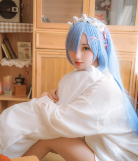 cos-羽生三未-蕾姆(32P,304M)