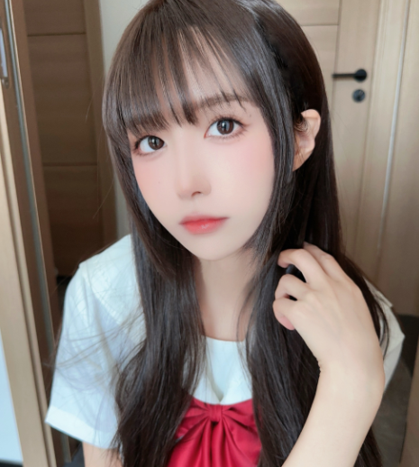 人气极限女菩萨-布丁大法-白之恋（98P,6V,713M）