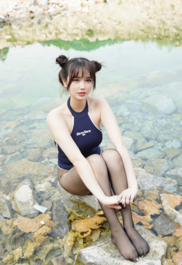 cos-Tina很妖孽呀 –白色纯欲吊带+小溪体操服死库水JK(83P,687M)