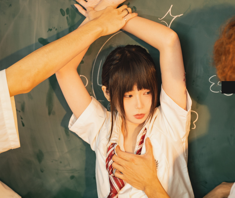 cos-安曜曜-教室放学后+教室体操服（110P,434M）
