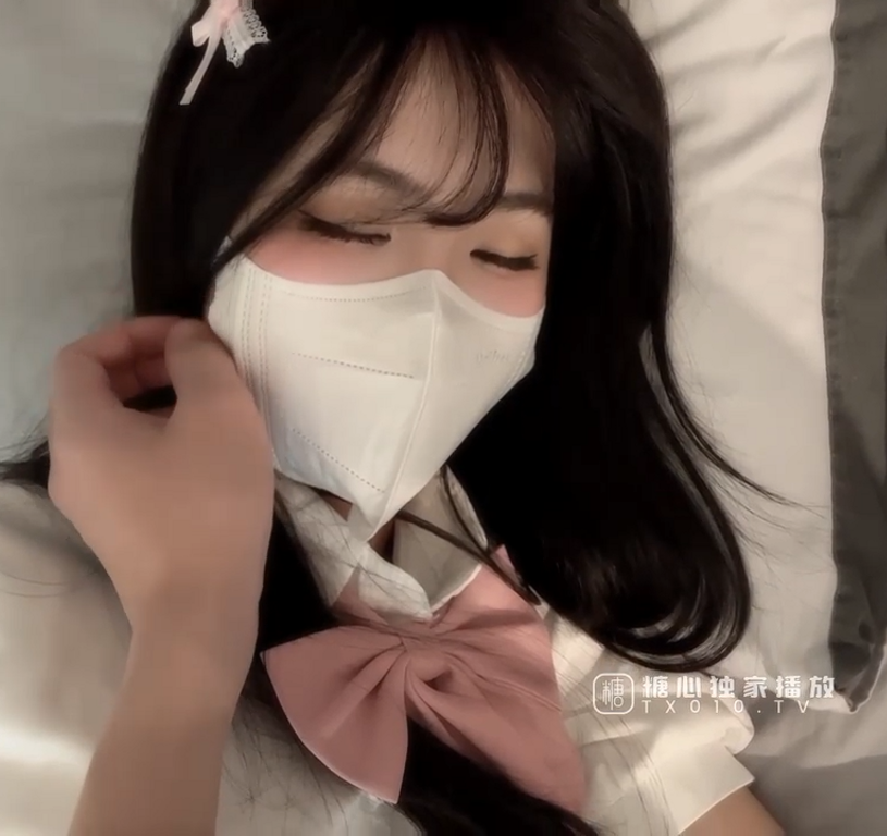 高颜值清纯妹妹-小敏儿-新-和前女友的雨夜激情(1V,333M)