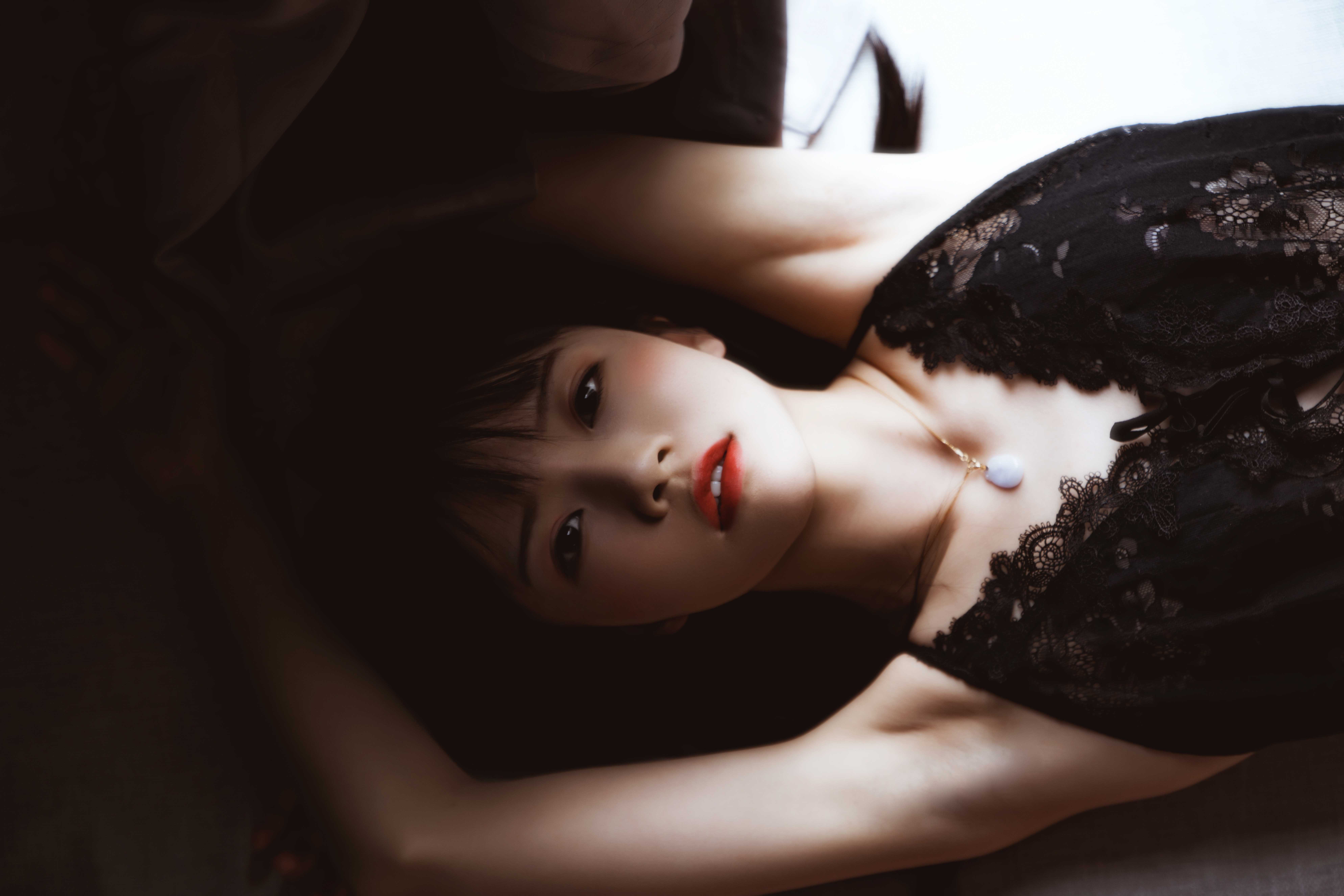 【新】桜桃喵  - 黑 [22P][366.27MB百度云]
