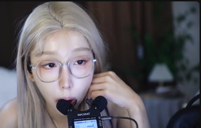 酥酥學姐彈射舔耳略略略1V130M百度盘