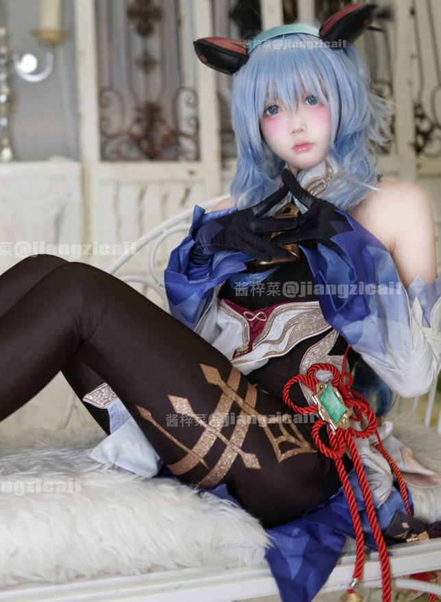 =露脸清纯美少女『酱梓菜』 福利私拍，清纯唯美小仙女超极品合法卡哇伊小萝莉，超极品身材 无线遐想