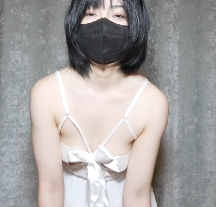Mochi_inunyan女友体验日，今晚帮你口交-1V519M