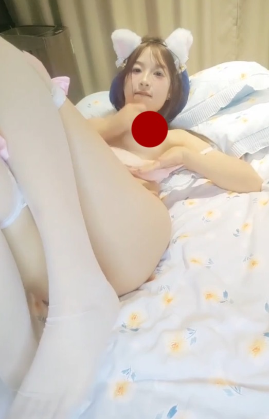 桃井甜荟  半糖主播 美乳小少女-1V210M