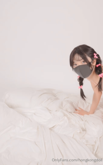 玩偶姐姐 HongKongDoll-6.2最新私信-精油爱心内衣(1V,352M)