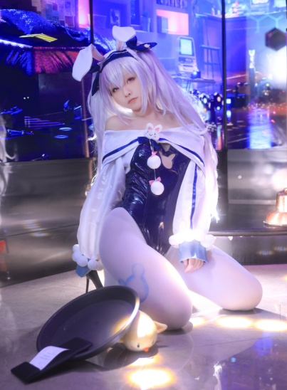 cos-G44不会受伤-拉菲兔女郎（27P,252M）