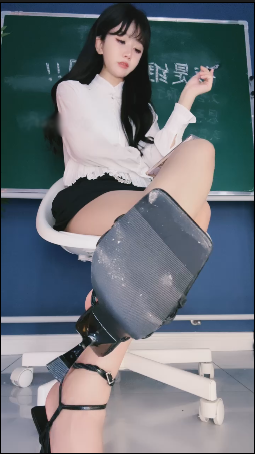 套路直播维妮-教师节特辑【1V】【358MB百度云】