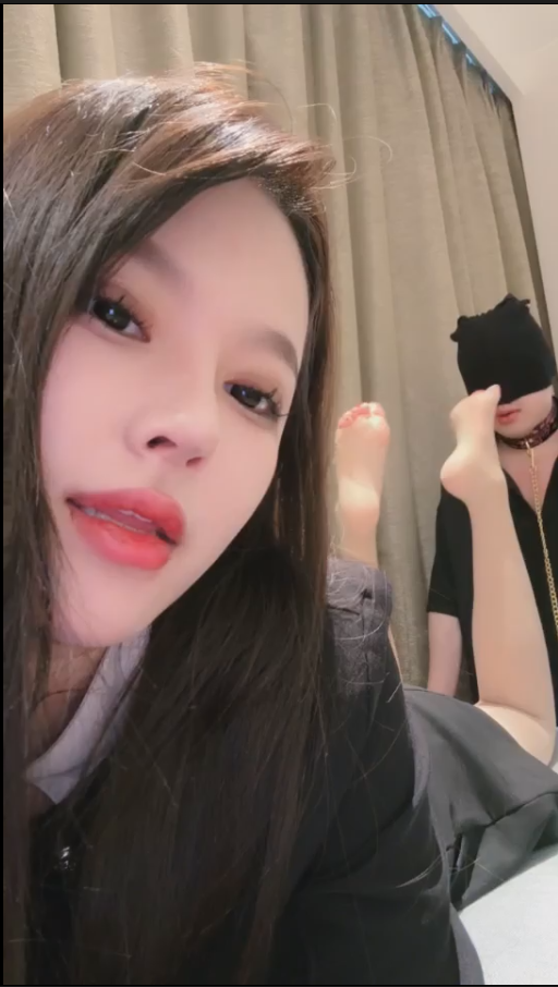 套路直播琪琪大人-小姨子竟然是女王【1V】【350MB百度云】
