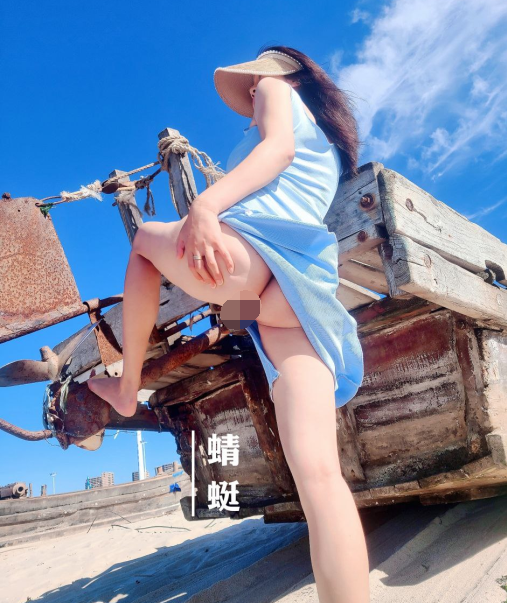推特极品骚鸡姐妹花-蜻蜓-和姐妹被各种淋尿露出啪啪调教视图(181P,63V,863M)