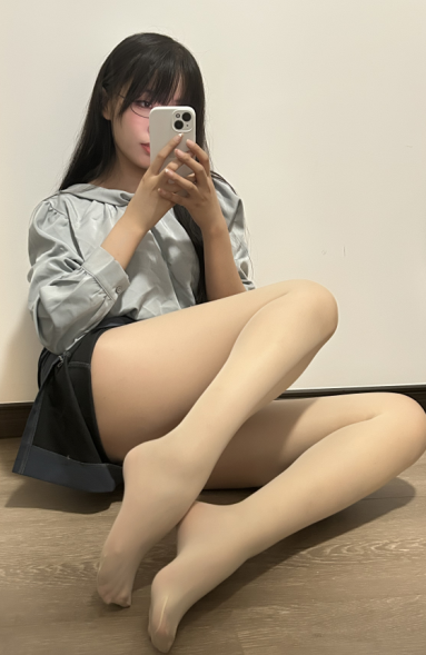 cos-轩萧学姐-蓝裙OL(190P,4V,1.07G)